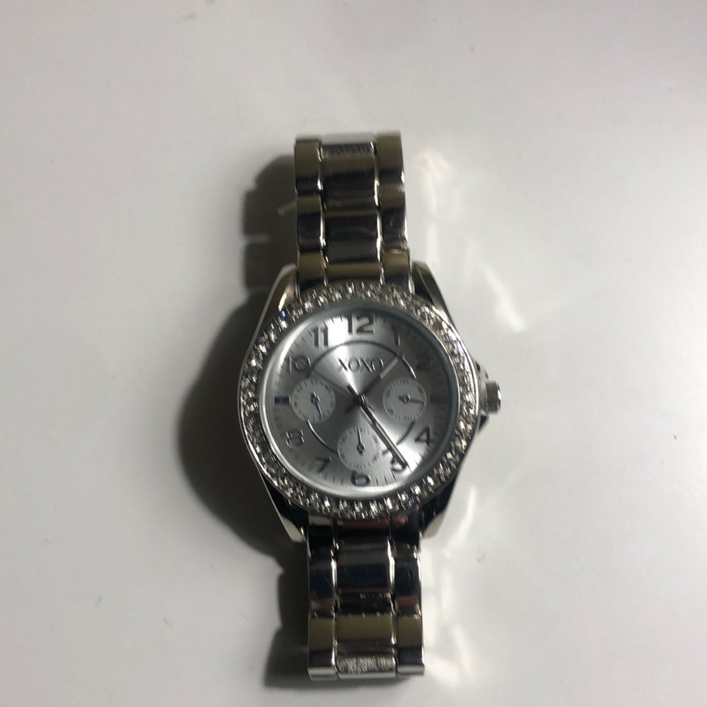 XOXO men’s silver tone watch new without tags